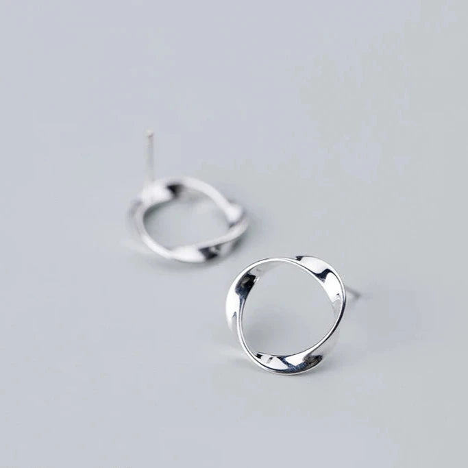 925 Sterling Silver Push-back Simple Stud Earrings