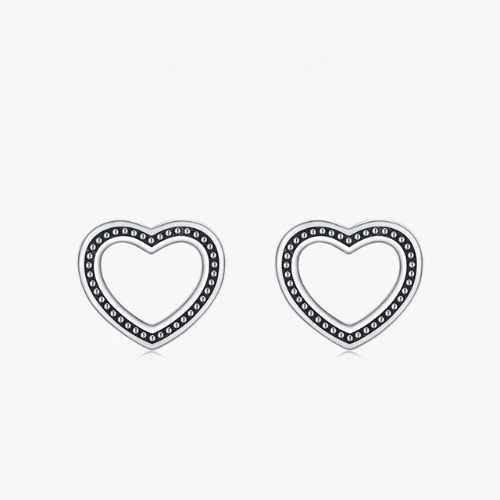 925 Sterling Silver Heart Stud Earrings