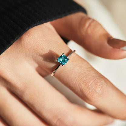 925 Sterling Silver Paraiba Color Square Zirconia Ring