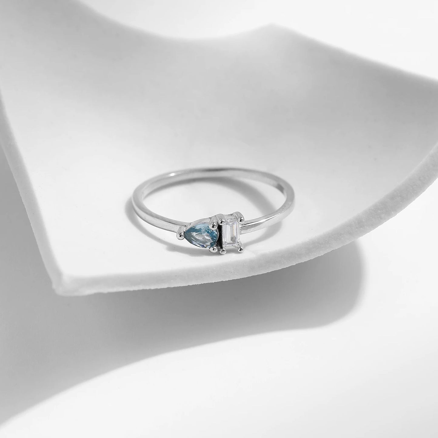 925 Sterling Silver Classic Blue Water Drop CZ Ring