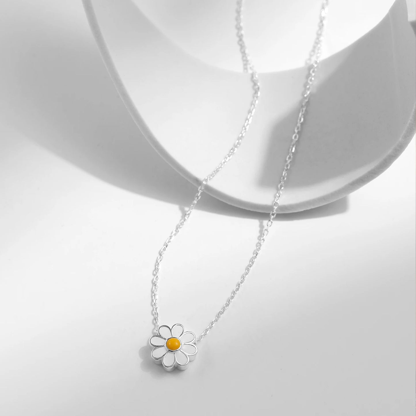 925 Sterling Silver White Enamel Flower Pendant Necklace