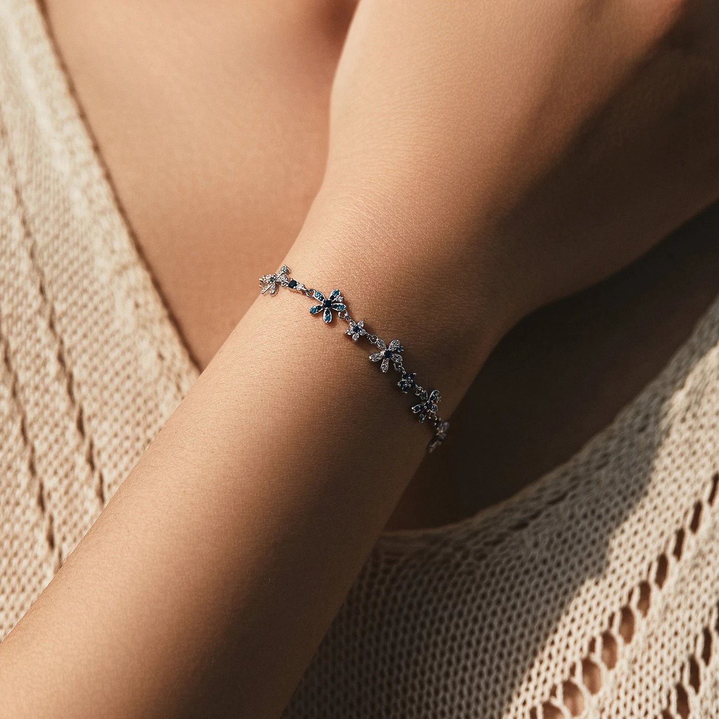 925 Sterling Silver Flowers CZ Bracelet