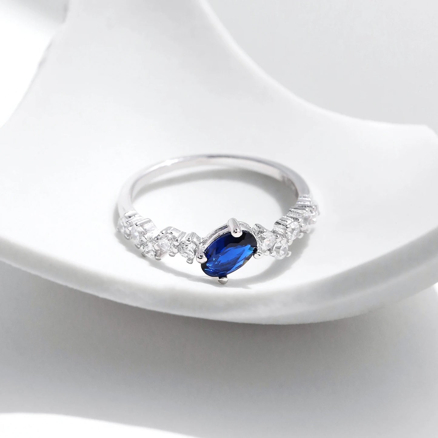 925 Sterling Silver Classic Royal Blue Zirconia Ring