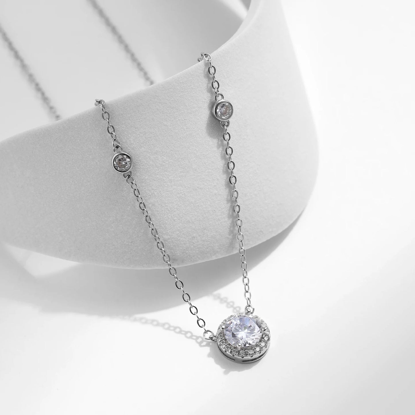 925 Sterling Silver Round Clear Zirconia Necklace