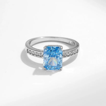 925 Sterling Silver Crushed Ice Zirconia Ring