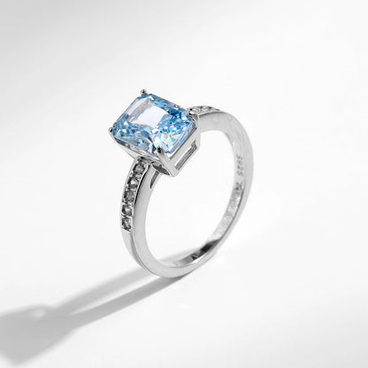 925 Sterling Silver Crushed Ice Zirconia Ring