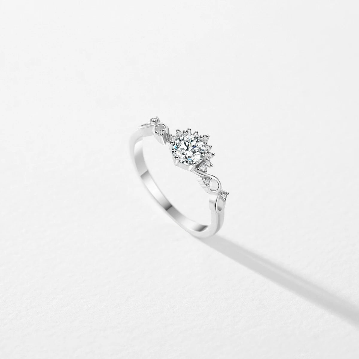 925 Sterling Silver CZ Detailed Ring