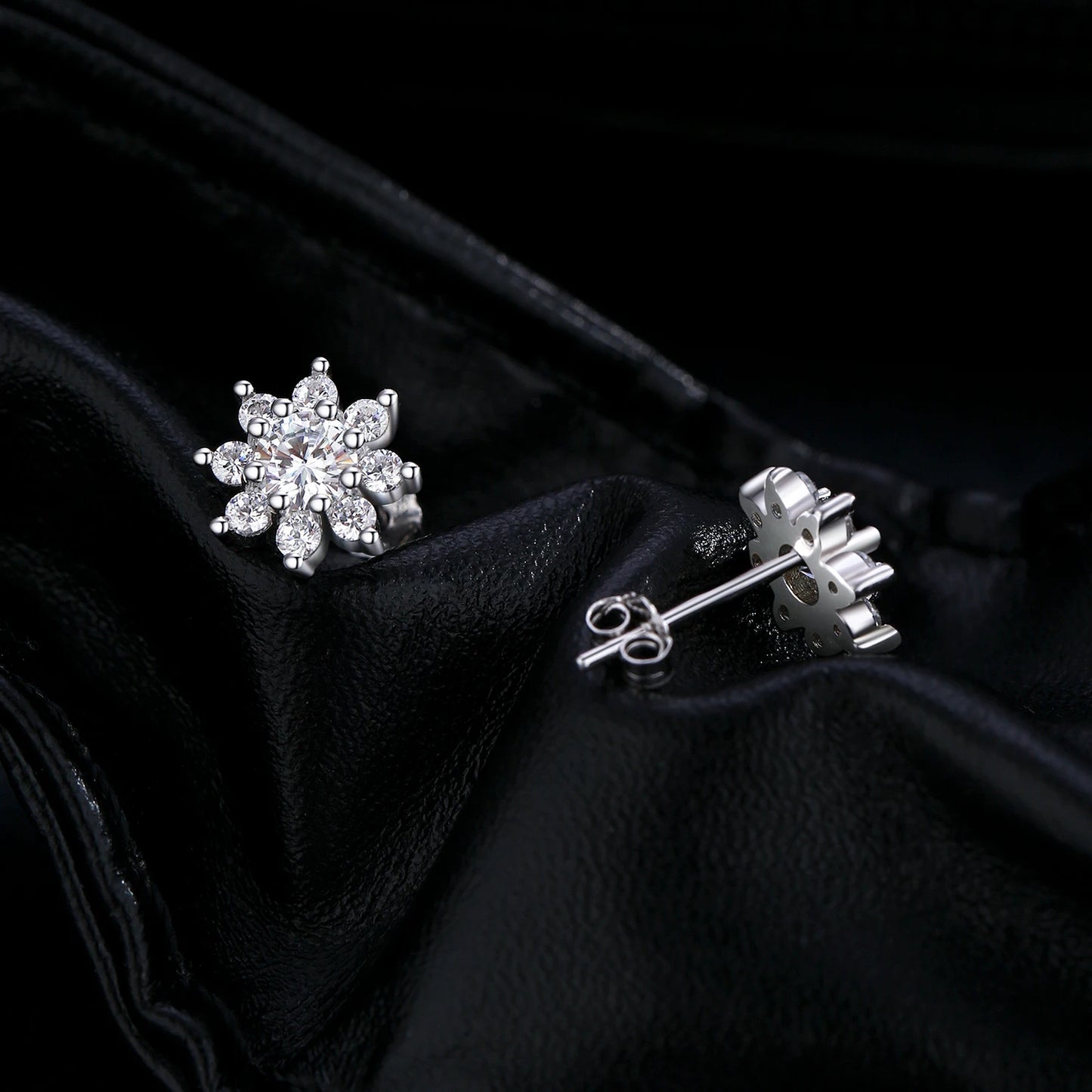 VVS1 Moissanite Diamond Stud Earrings 925 Sterling Silver